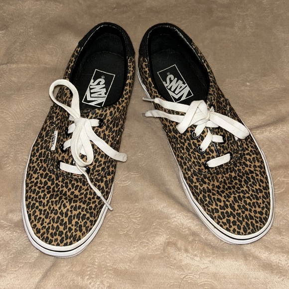 Vans Shoes - Vans Cheetah/Leopard Print Sneakers